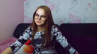 DolyFace naked stripping on cam for live sex video chat