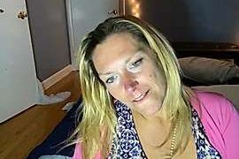 bigtitslivetofuck naked stripping on cam for live sex video chat