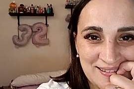 diana8944 naked stripping on cam for live sex video chat