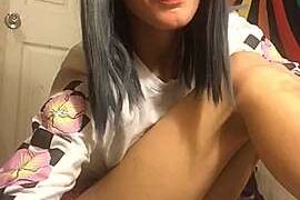 macabrelilbee naked stripping on cam for live sex video chat