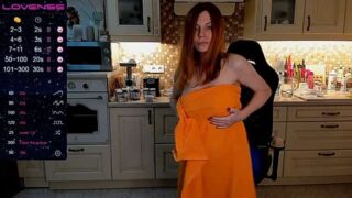 RedBestie2 naked stripping on cam for live sex video chat