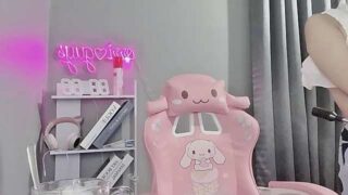 __Orri__ naked stripping on cam for live sex video chat