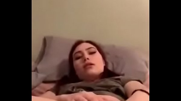 18yo Susana close up her cute pussy