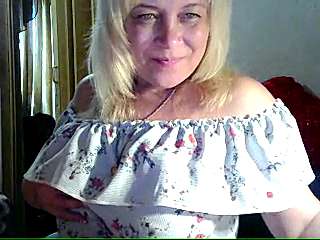 AgoniA7 naked stripping on cam for live sex video chat