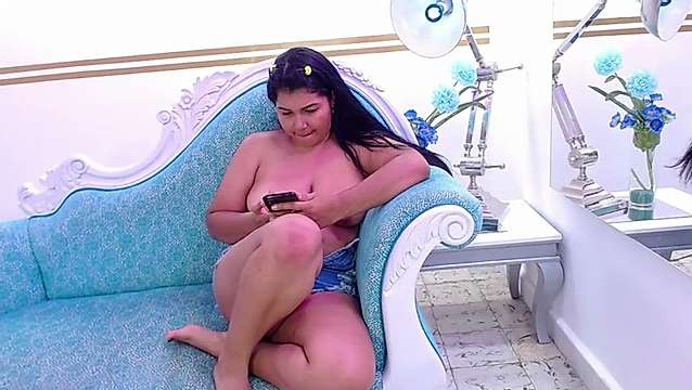 Alahia_Tonny naked stripping on cam for live sex video chat
