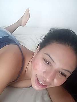 AlessRinaldi naked stripping on cam for live sex video chat
