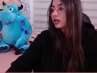Alex-lang nude on cam – live sex chat