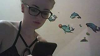 Alexateen19 naked stripping on cam for live sex video chat
