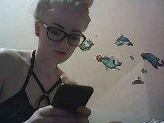 Alexateen19 naked stripping on cam for live sex video chat