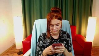 Alice_Shine naked stripping on cam for live sex video chat