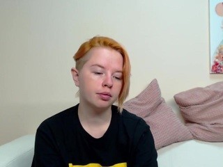 AliceGentle nude on cam – live sex chat