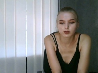 Alinedak2 nude on cam – live sex chat