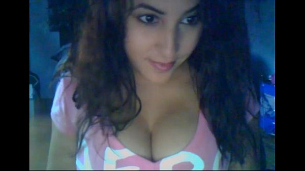 Amie 20 Showing Her Pretty BIG Tits On Cam. • www.hfcam.blogspot.com