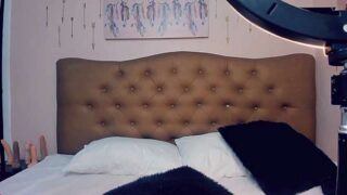 ana_ferrary naked stripping on cam for live sex video chat