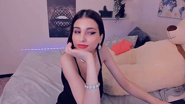 AnabellAris naked stripping on cam for live sex video chat
