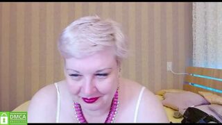 AnaKoxxxx naked stripping on cam for live sex video chat