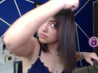 Angelin-cute nude on cam – live sex chat