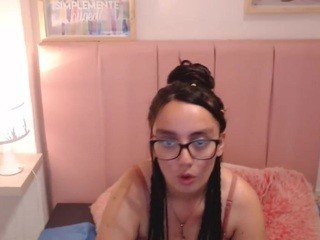 ANNAAROSSE nude on cam – live sex chat