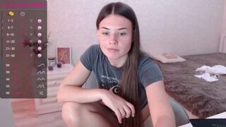 ArianaGold7 naked stripping on cam for live sex video chat