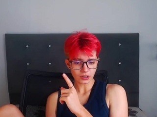 Aron-Roxx nude on cam – live sex chat