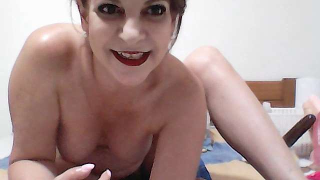 awild_kitten naked stripping on cam for live sex video chat