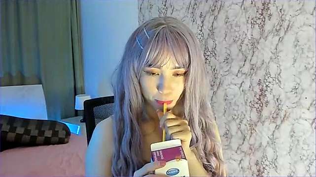 azumi_yan naked stripping on cam for live sex video chat