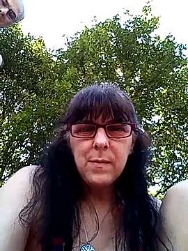Babsy1970 naked stripping on cam for live sex video chat