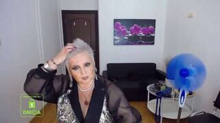Belladonnaw naked stripping on cam for live sex video chat