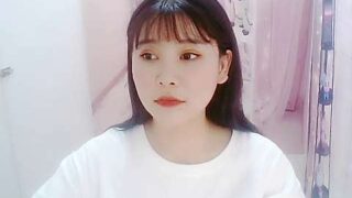 Bertha-Li naked stripping on cam for live sex video chat