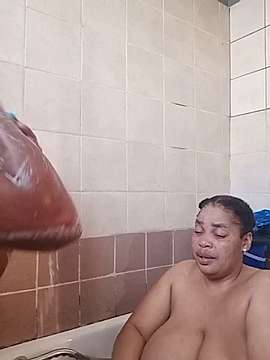 BigBoobxx22 naked stripping on cam for live sex video chat