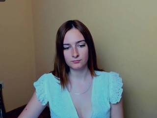 Bonniestarx nude on cam – live sex chat