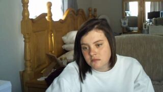 BustaNazz naked stripping on cam for live sex video chat