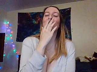 CandiSmiths naked stripping on cam for live sex video chat