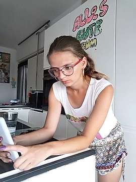 CassyDream naked stripping on cam for live sex video chat
