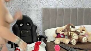 chantall1375 naked stripping on cam for live sex video chat