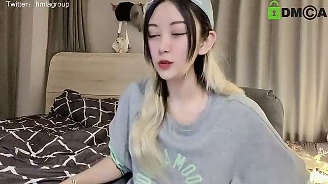 chgirls naked stripping on cam for live sex video chat