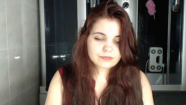 ChiLi_Cherries naked stripping on cam for live sex video chat