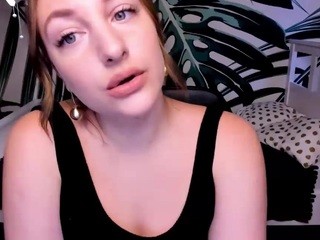 ChristinaRay7 nude on cam – live sex chat