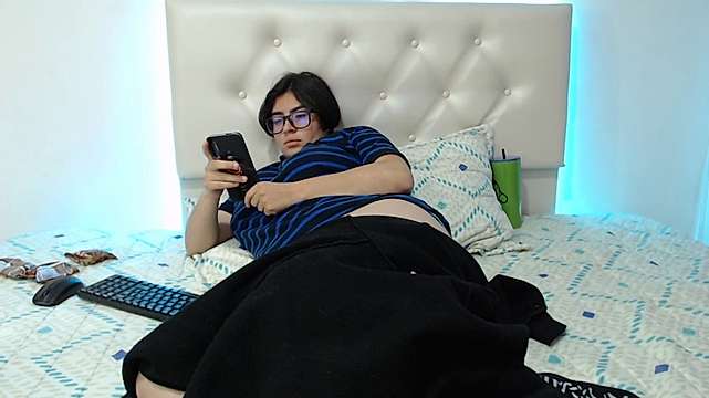 chubbygirl11336 naked stripping on cam for live sex video chat