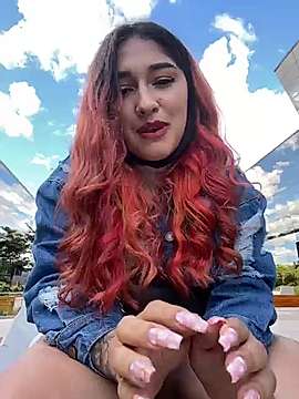 CloeyPalmer_ naked stripping on cam for live sex video chat