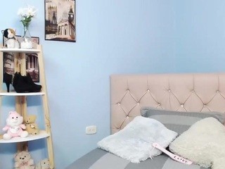 Connie-Saenz nude on cam – live sex chat