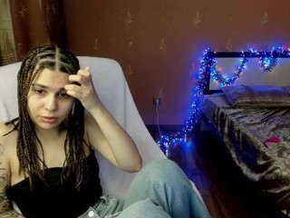 CrazyLolaX nude on cam – live sex chat