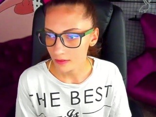 DaissyWong nude on cam – live sex chat