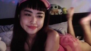Dana Asian Spinner & Squirter ? nude on cam – live sex chat
