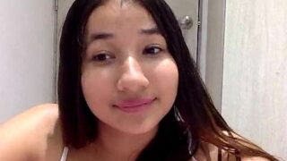 DANIELA-JENSEN naked stripping on cam for live sex video chat