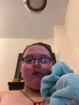 Danih056 naked stripping on cam for live sex video chat