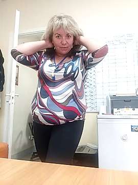 DianaDreammy naked stripping on cam for live sex video chat