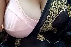 Diksha_Jain30 naked stripping on cam for live sex video chat