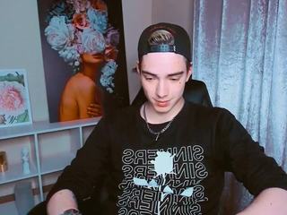 DriveMeCrazy nude on cam – live sex chat