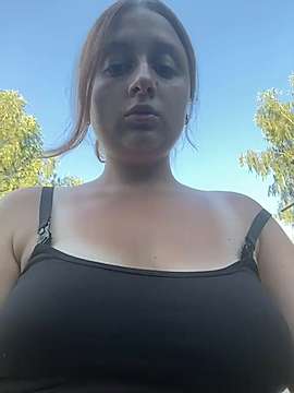 Emely666 naked stripping on cam for live sex video chat